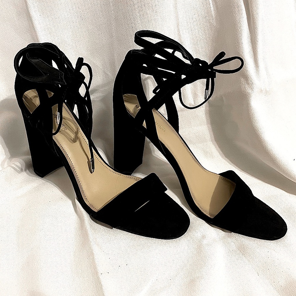 Marc Fisher Black Suede Fatima Heels 9.5